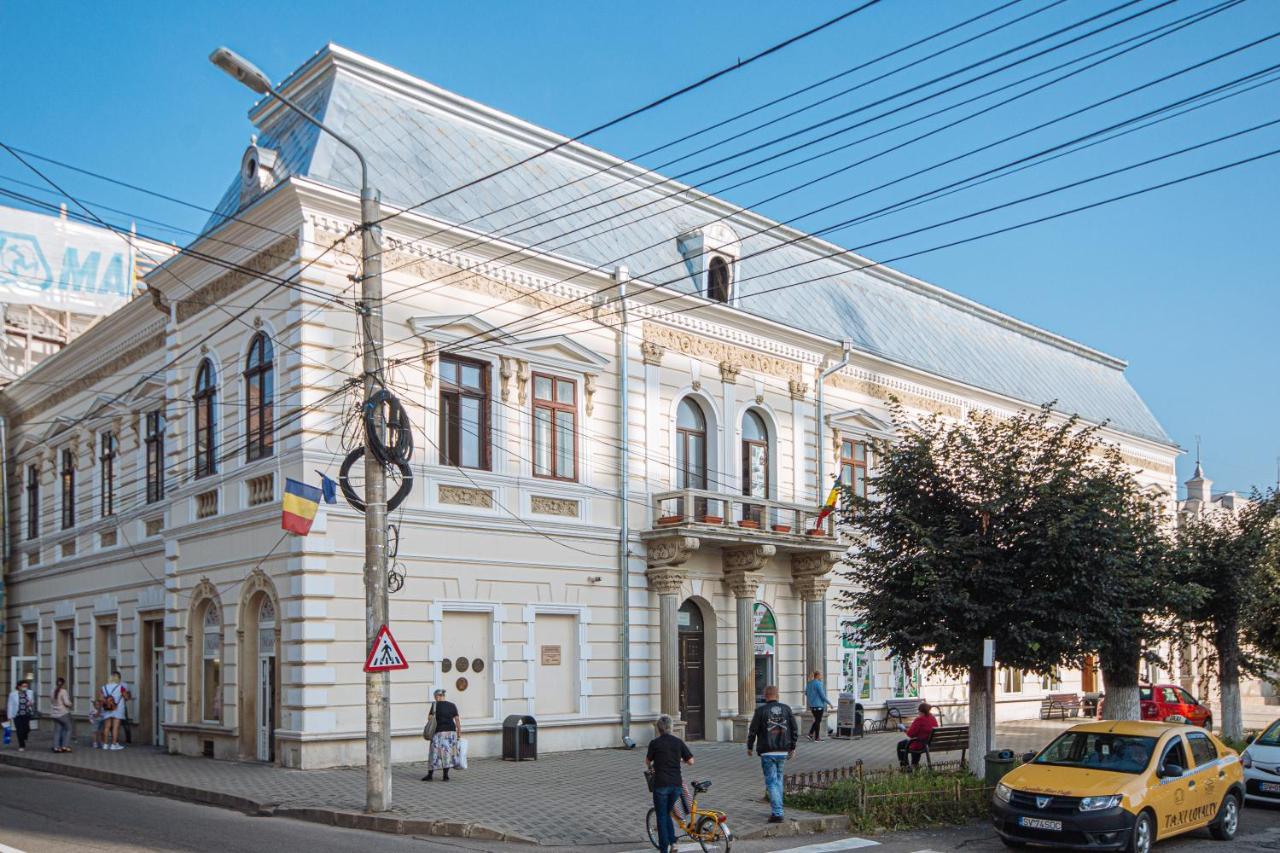 Buchenland Hotel Campulung Moldovenesc Bagian luar foto