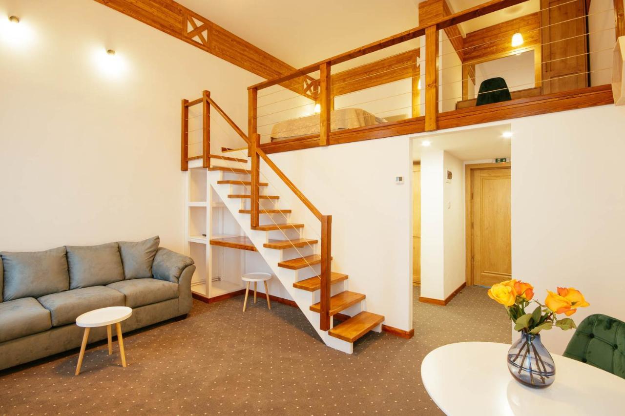 Buchenland Hotel Campulung Moldovenesc Bagian luar foto