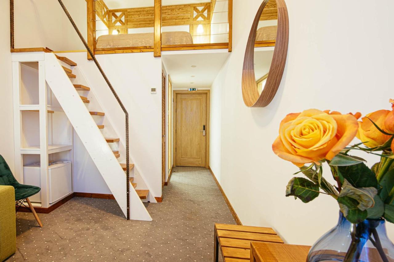 Buchenland Hotel Campulung Moldovenesc Bagian luar foto