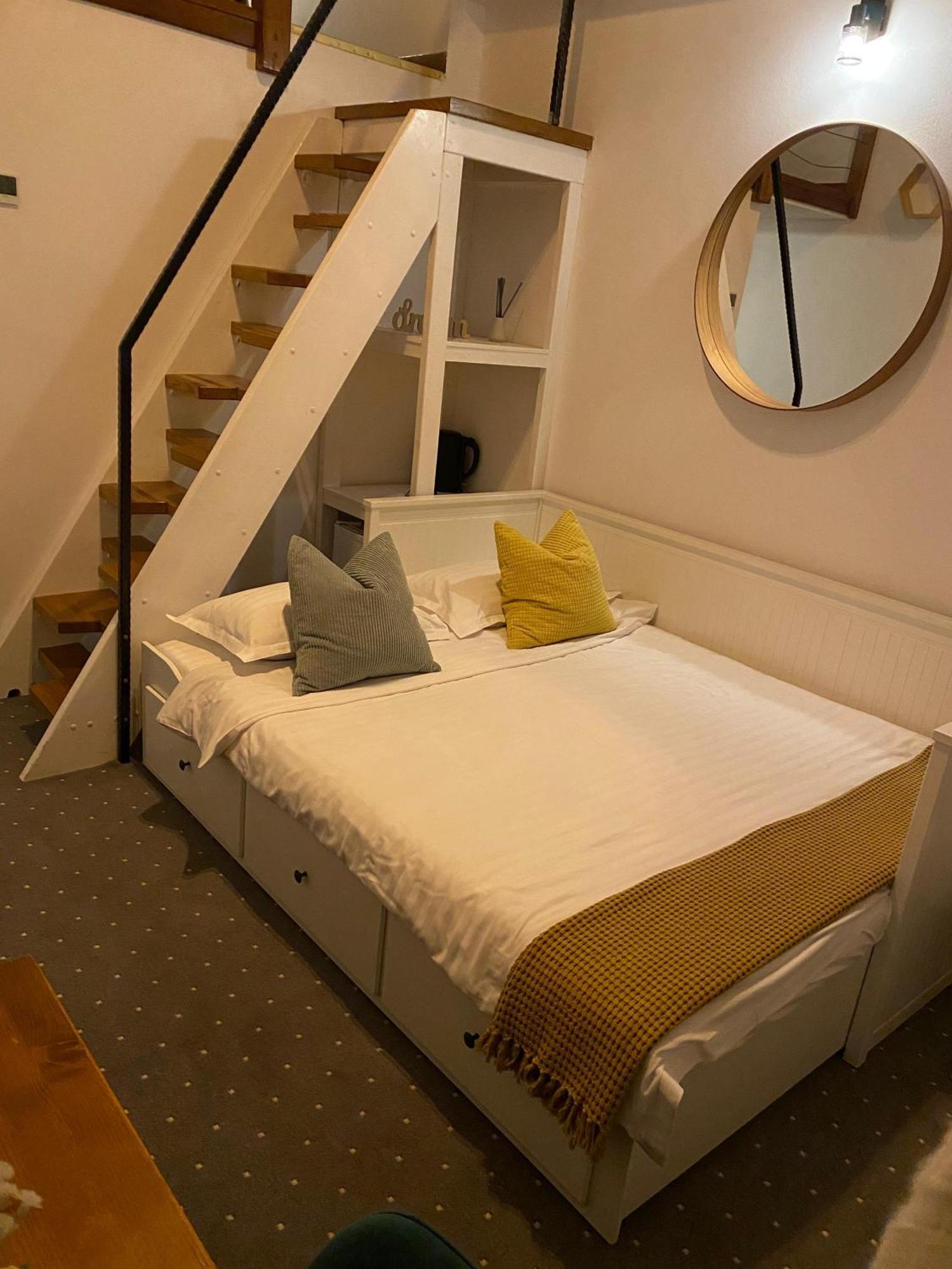 Buchenland Hotel Campulung Moldovenesc Bagian luar foto